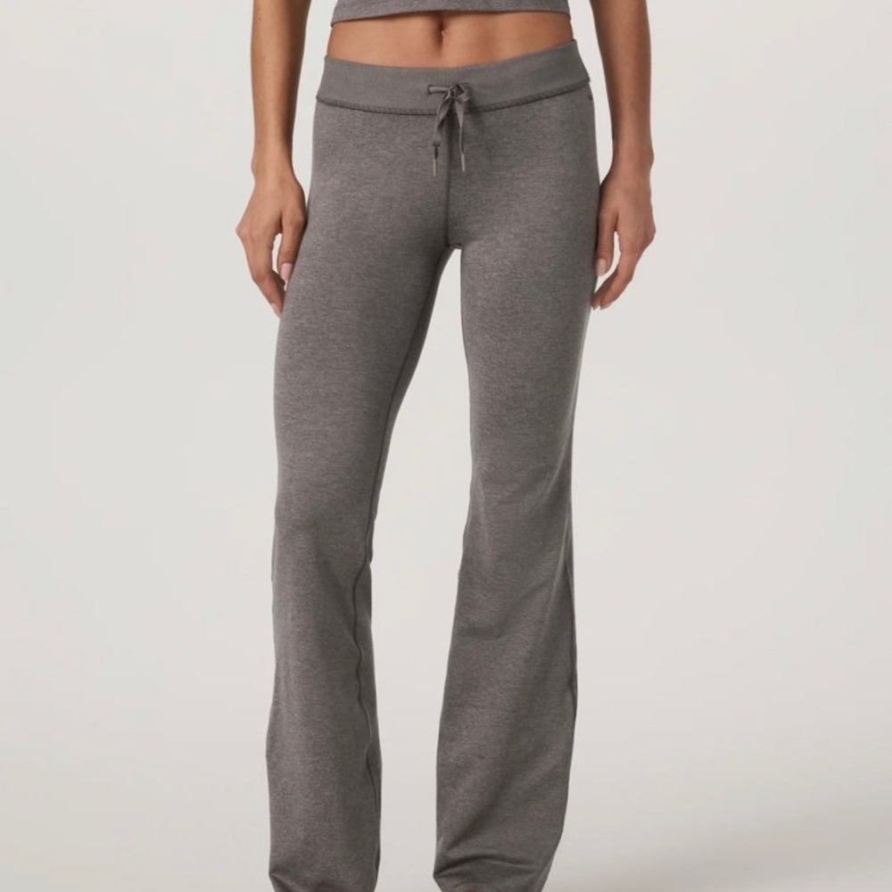 Vuori Women's Brown Drawstring Lounge Joggers